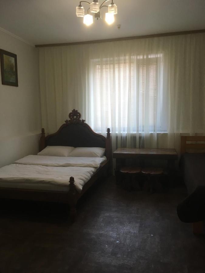 Міні-Готель Нептун Rivne Zewnętrze zdjęcie
